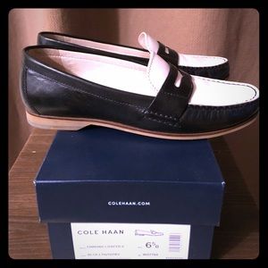 Cole Hann “Emmons Loafer ll”